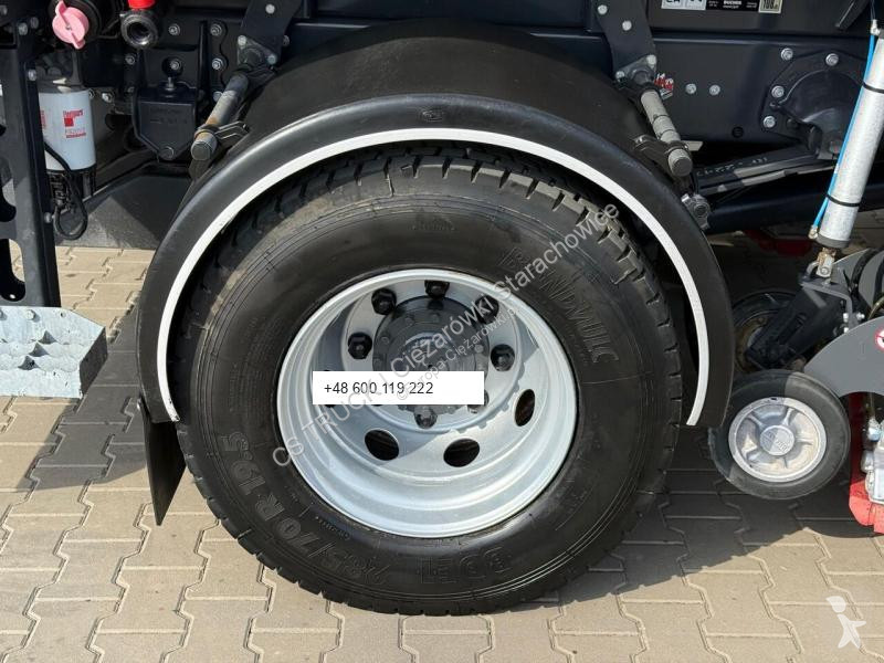 شاحنة Johnston Volvo FL 15.250