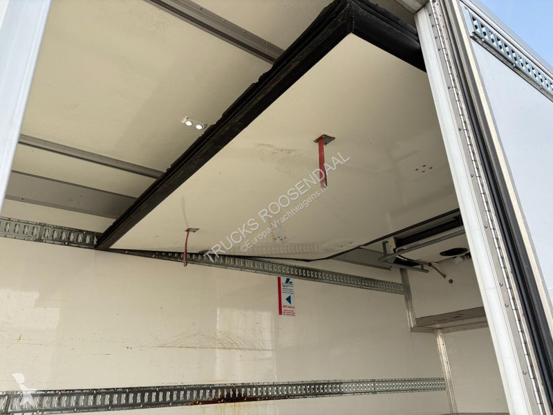 شاحنة Renault 220 DXI + CARRIER 850 supra +...