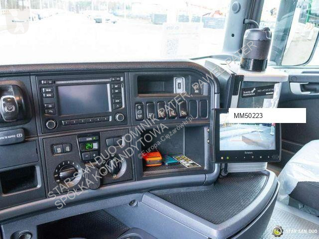 شاحنة Scania PK 12001 EH HDS