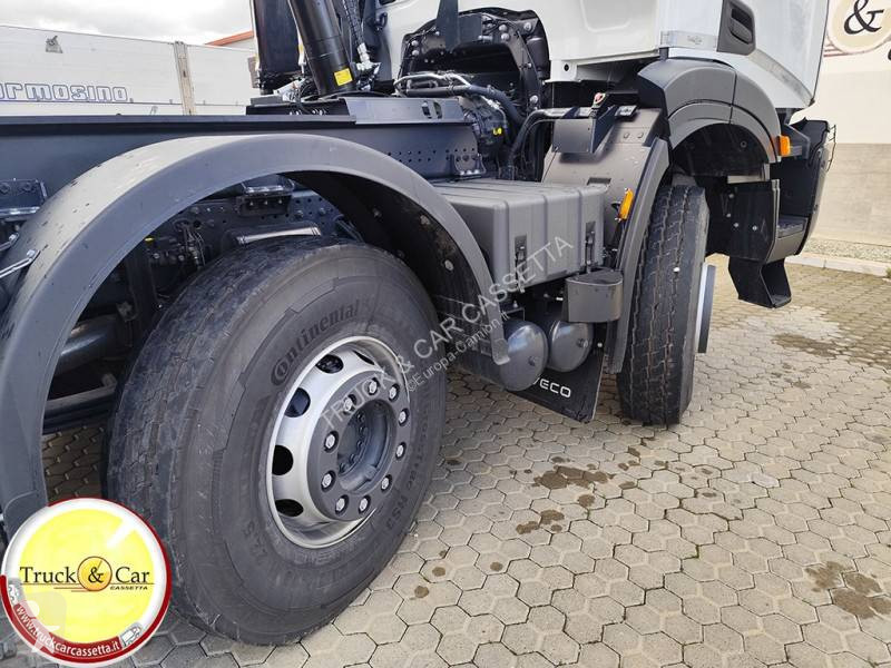 شاحنة Iveco