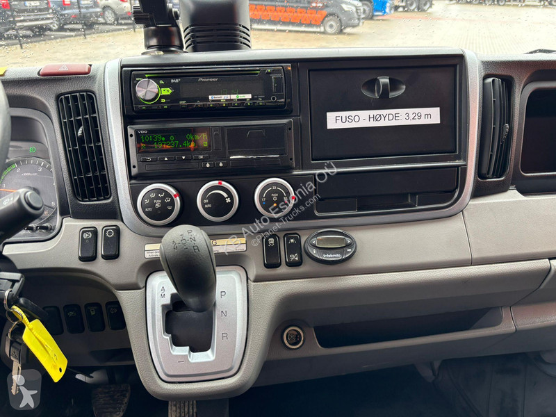 شاحنة Mitsubishi Fuso 4x2 THERMOKING V-500 Max...