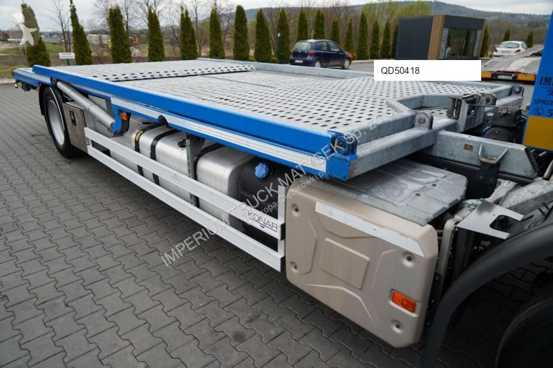 شاحنة Renault D WIDE 380 DE11 / 4X2 / LAWETA 8...