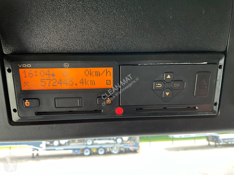 Camion Mercedes 3251 8x4 Euro 6 HMF 26 Tonmeter...