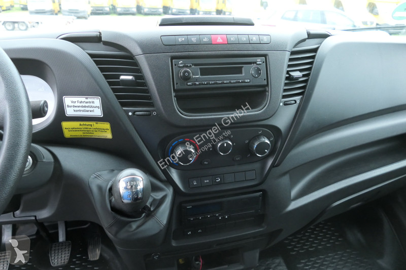 Furgoneta Iveco Daily 70C18H D70C DoKa LBW AHK...