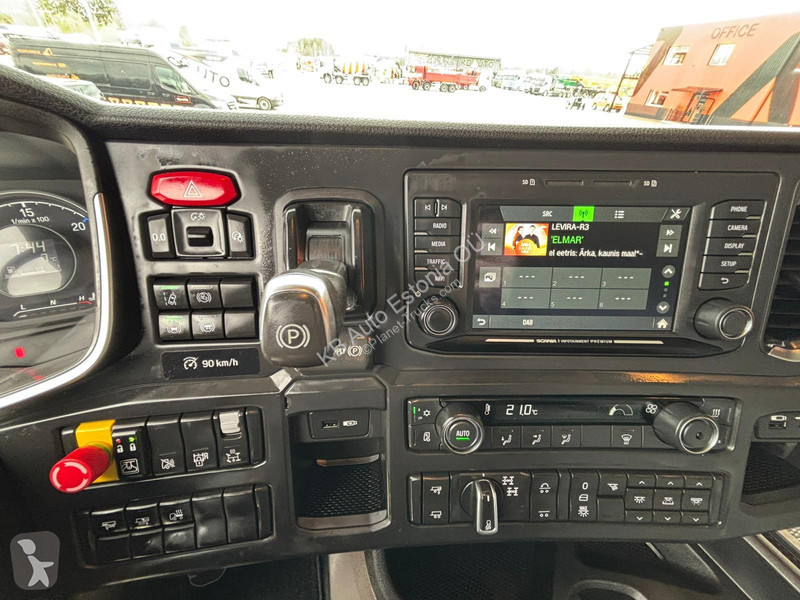 شاحنة Scania R 650 6x4 RETARDER / BOX =4585 mm