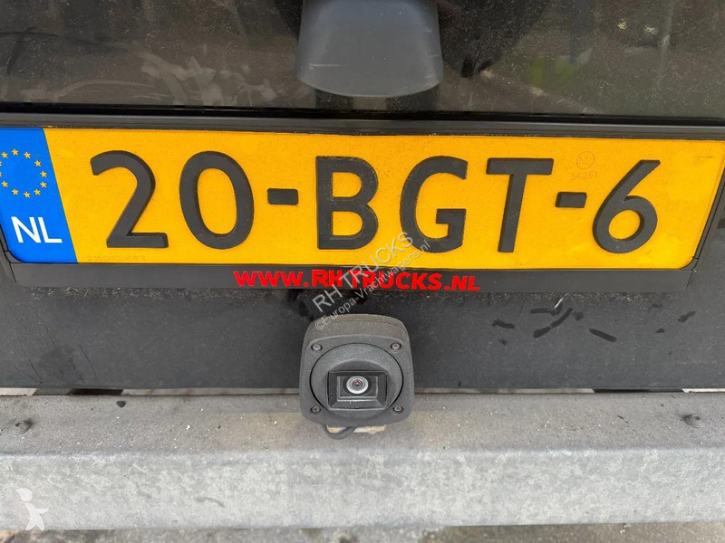 شاحنة Mercedes 1016 4X2 - EURO 6 + DHOLLANDIA LIFT