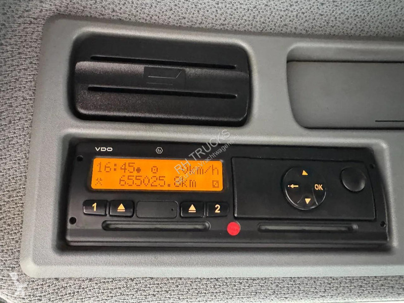 شاحنة Mercedes 1016 4X2 - EURO 6 + DHOLLANDIA LIFT