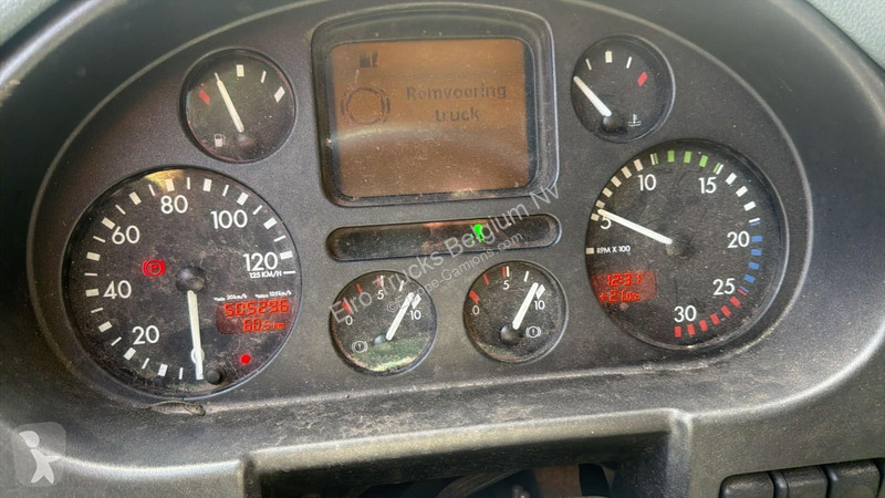Lastbil DAF 85340 (STOKOTA 4 COMPARTIMENTS /...
