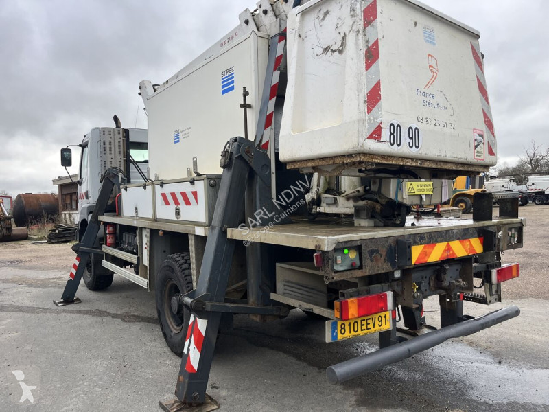شاحنة Renault 370