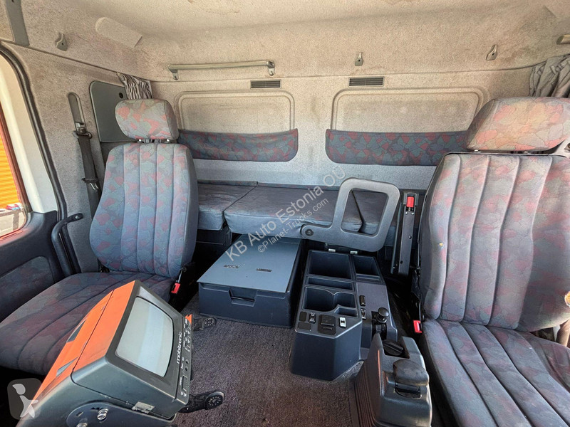 Camion Mercedes 1831 4x2 TANK 11000 l