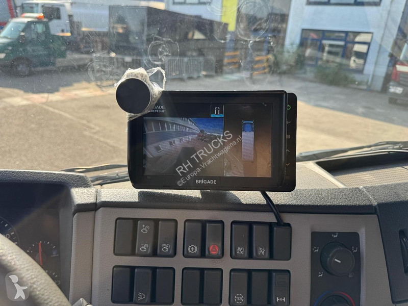 شاحنة Volvo EURO 6 - BOX 7,2 M - DHOLLANDIA...