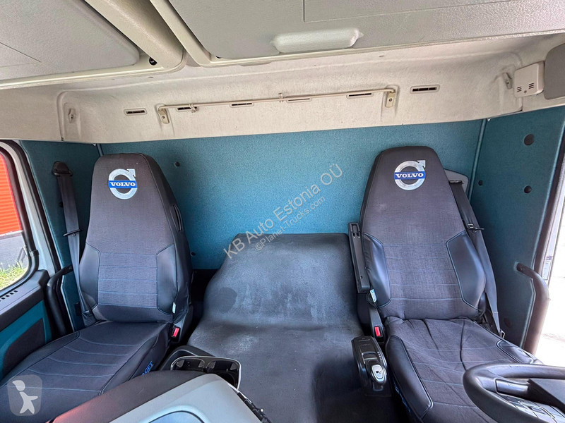 شاحنة Volvo FM 370 6x2*4 MITSUBISHI TU100SA /...