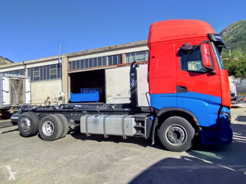 شاحنة Iveco
