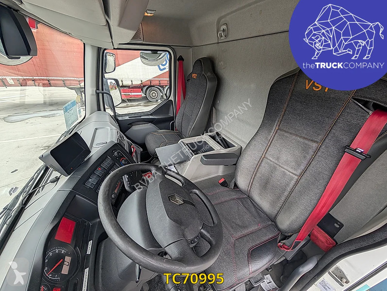 شاحنة Renault D 210