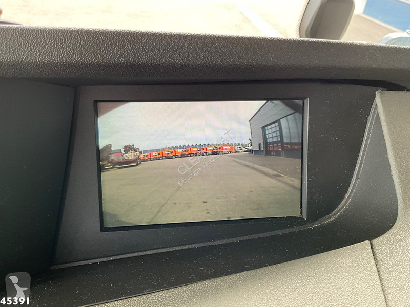 شاحنة Volvo 540 8x4 HMF 85 Tonmeter laadkraan +...