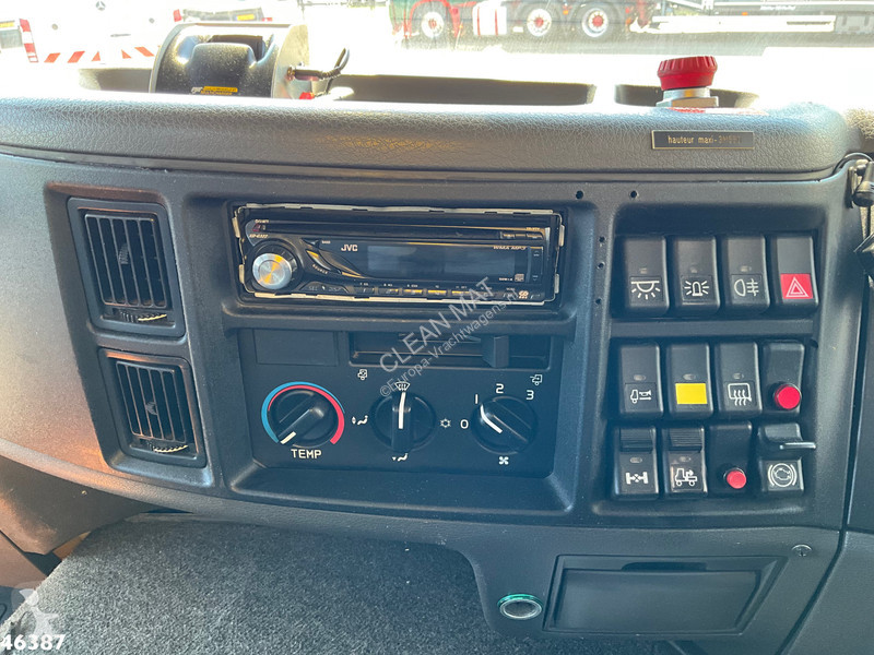 شاحنة Volvo 220 Kolkenzuiger 5m³ Just 147.623 km!