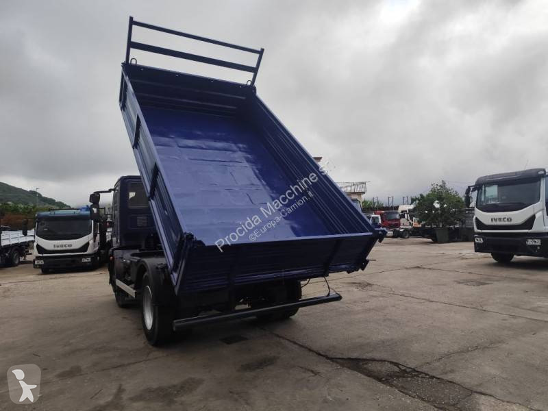 شاحنة Iveco