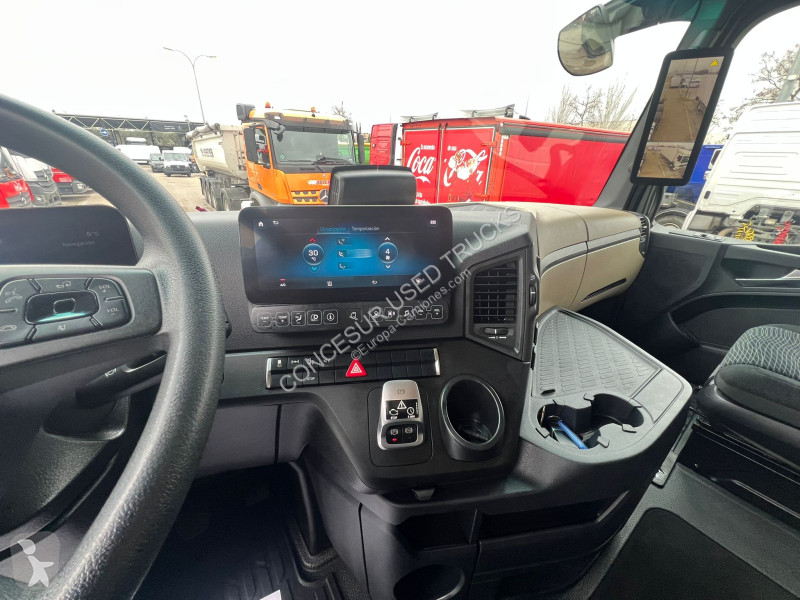 شاحنة Mercedes  2553 L BDF