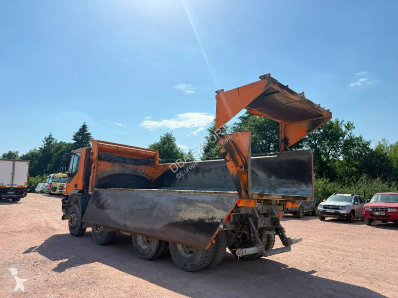 شاحنة Iveco