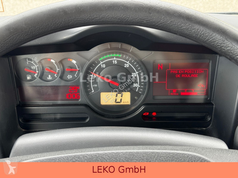 شاحنة Renault D 260.16 Mit Carrier Sp 950Mt