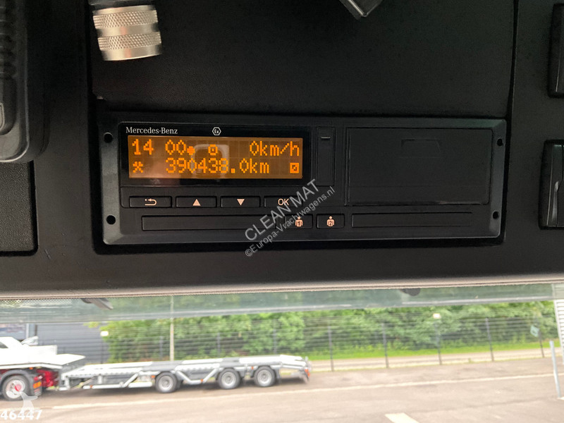 Camion Mercedes 3251 8x4 Euro 6 HIab 28...