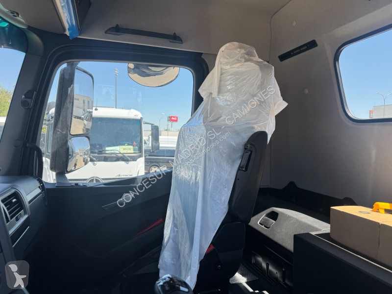 شاحنة Mercedes  3340 K 6X4
