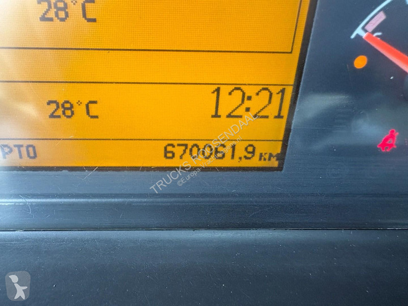 شاحنة Volvo 12380 + HMF 2220 K5 + 8X4 STEERING...
