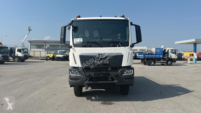 شاحنة MAN TGM 13.250 4x4