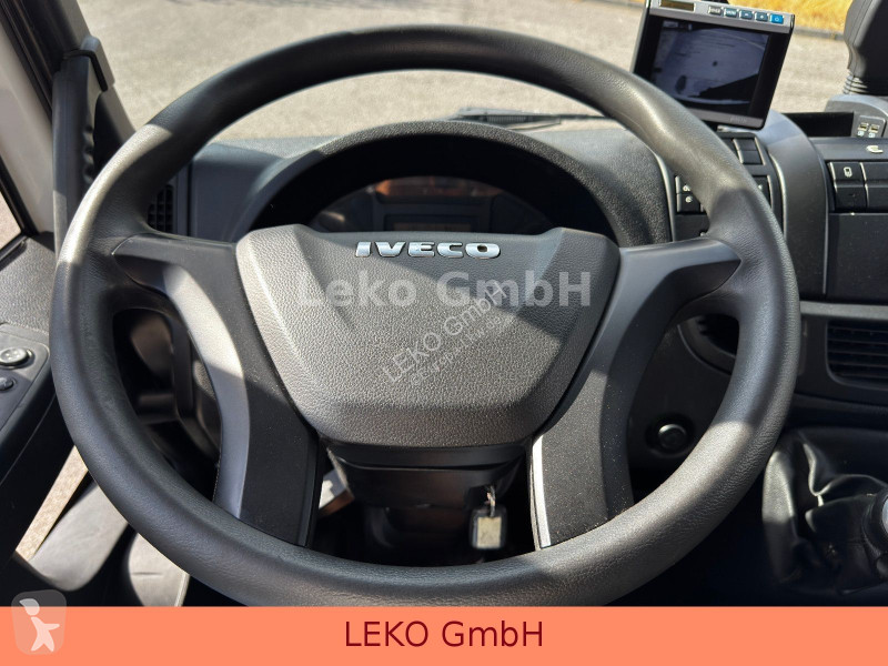 شاحنة Iveco 75 E 160 Mit Xarios 600 Bis -29°C