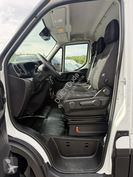 Camión Iveco 50C18 V