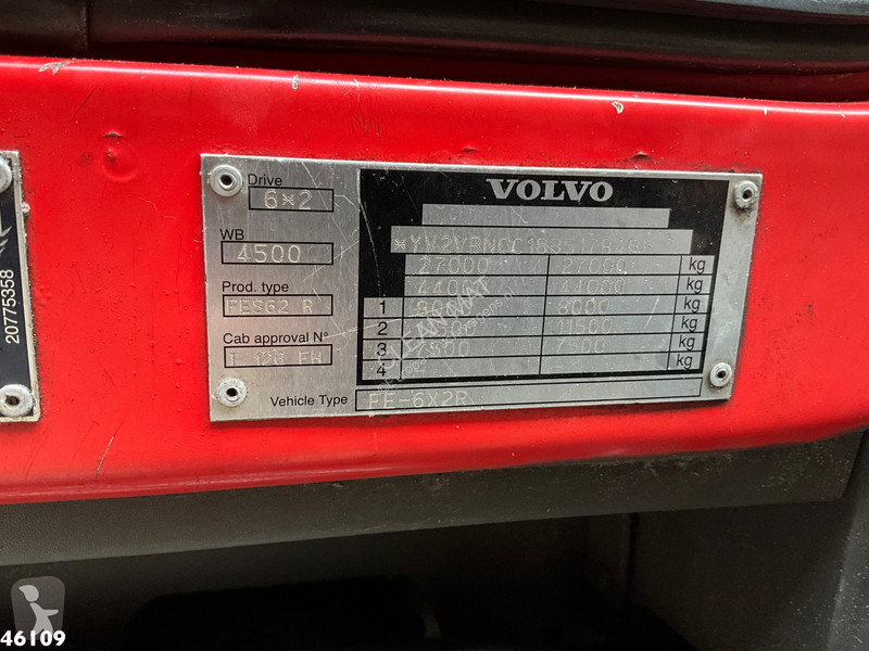 شاحنة Volvo 320 Multilift 21 Ton haakarmsysteem...
