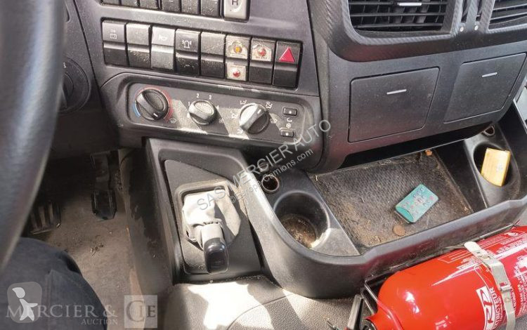 شاحنة Iveco