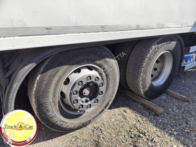 شاحنة Iveco