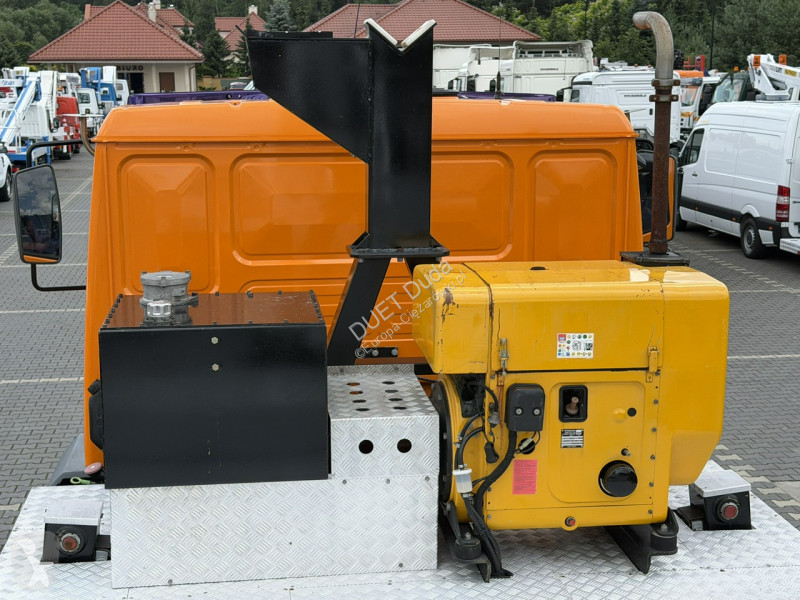 Camion MAN LE 14.220B 4x4 Zwyżka Bizzocchi KF...