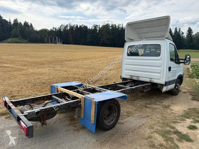 شاحنة Iveco 35C17 FAHRGESTELL