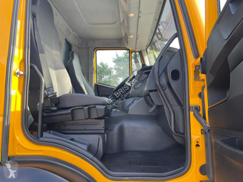 شاحنة Iveco  STRALIS 260S36