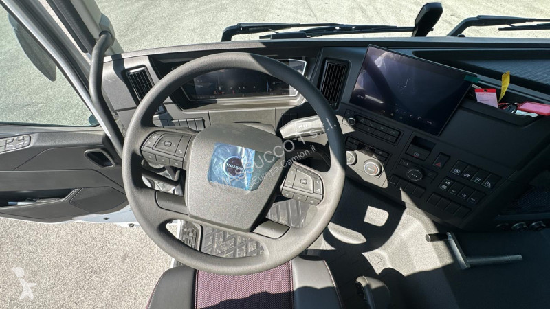 شاحنة Volvo FMX 460 6X4