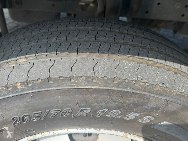 شاحنة Iveco ML120E22