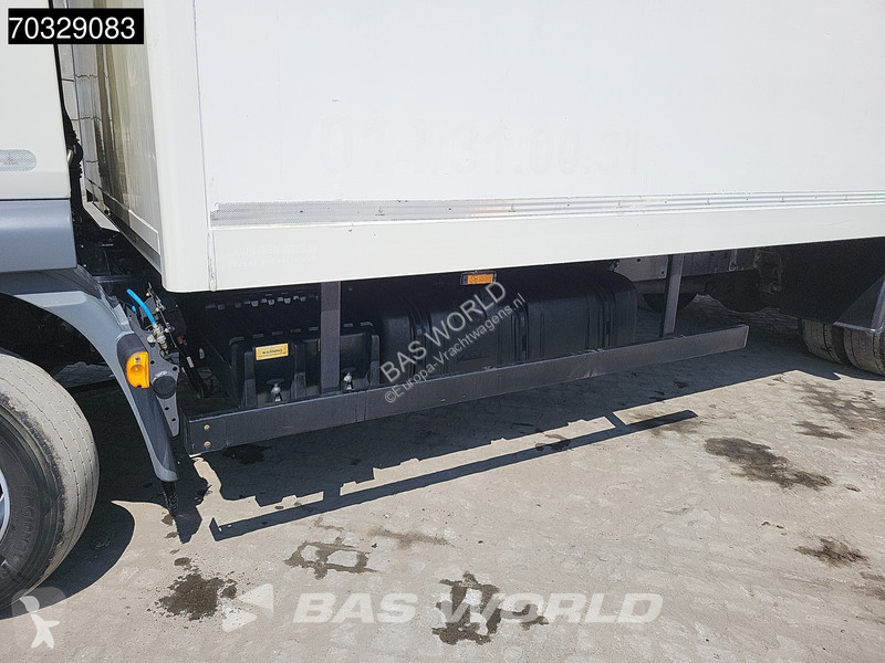 شاحنة DAF LF 180 LF 4X2 12tonner kg...