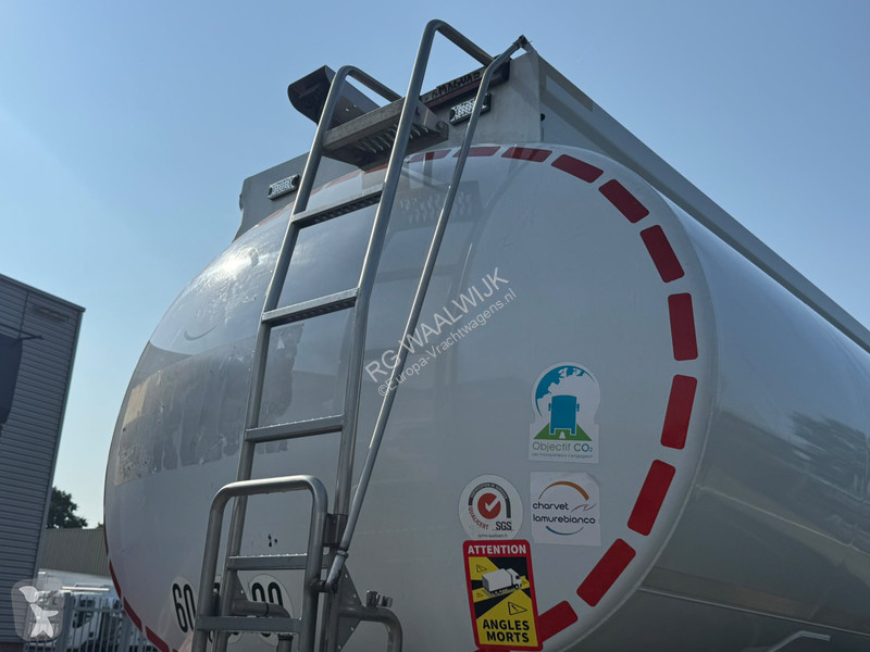 شاحنة Renault 380.26
