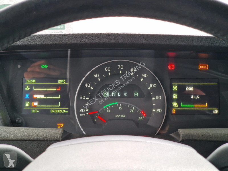 شاحنة Volvo 13460 6X2 - full air - WB600 -...
