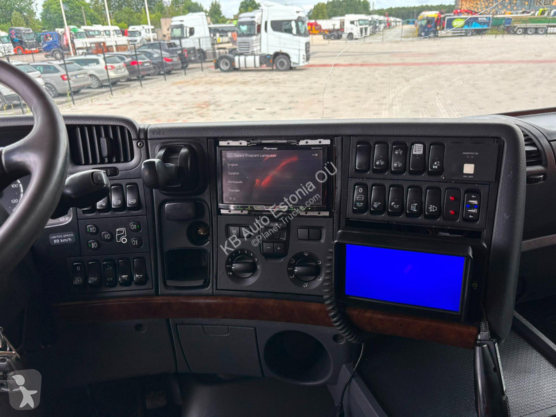 شاحنة Scania 8x2*6 FASSI F290 / AJK 20 ton...