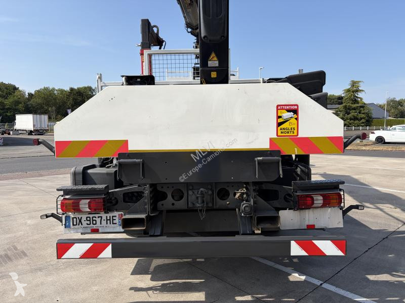 شاحنة Mercedes 3240