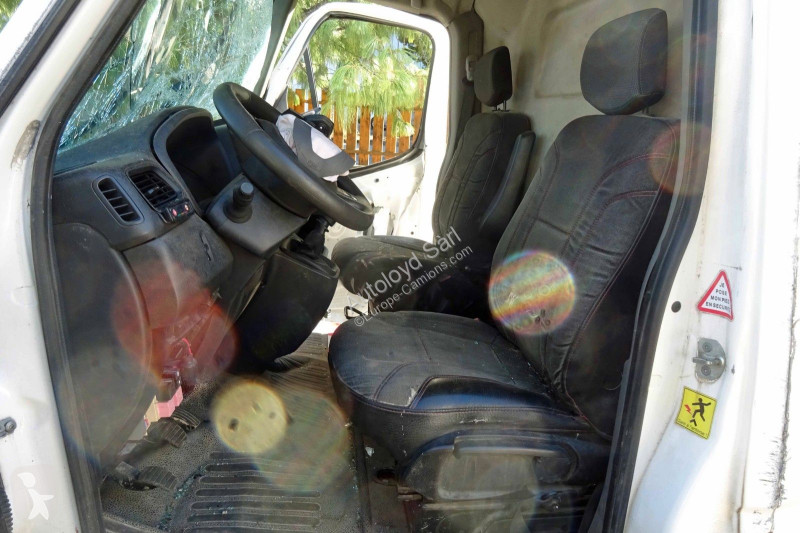 Camion Renault MASTER 2,3 DCI 146 NACELLE