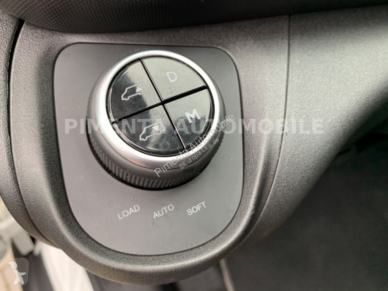 Furgoneta Iveco 70C18P TK-KOFFER LUFT LBW AHK...