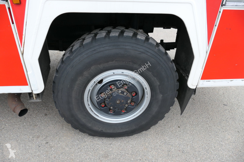 شاحنة MAN 10.224 DoKa LHF 16/12 4x4 Wassertank...