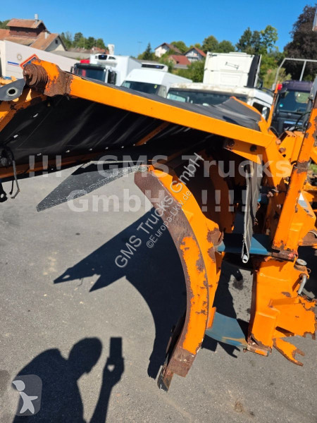 شاحنة Mercedes 2036 / 4x4 Allrad / kommunal...