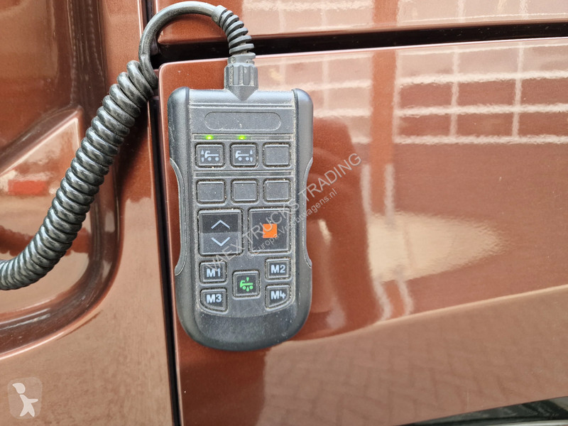 شاحنة Scania S520 V8 NS - full air - retarder-...