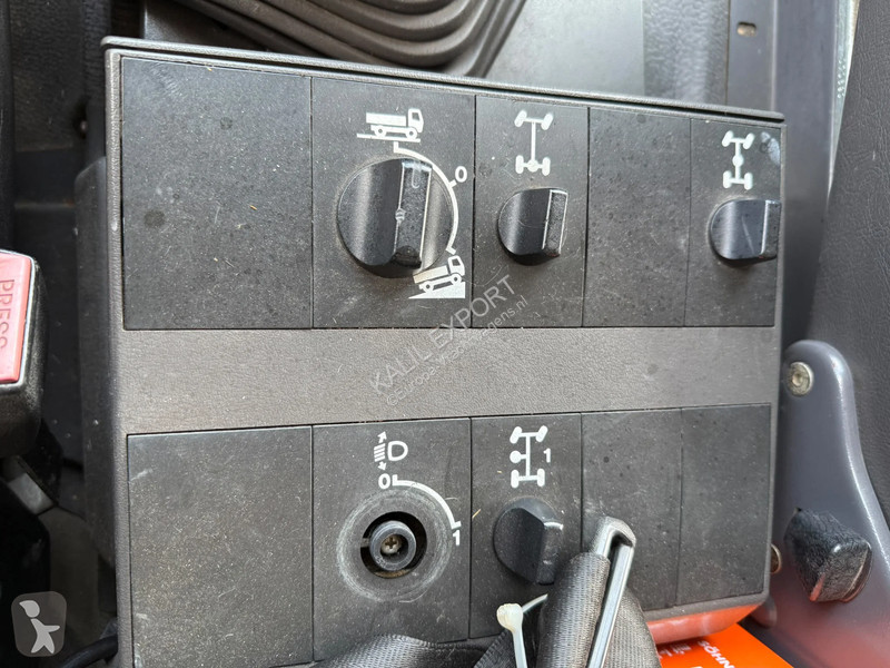 شاحنة Mercedes SK 1017 - 4x4 - Open Box Truck -...