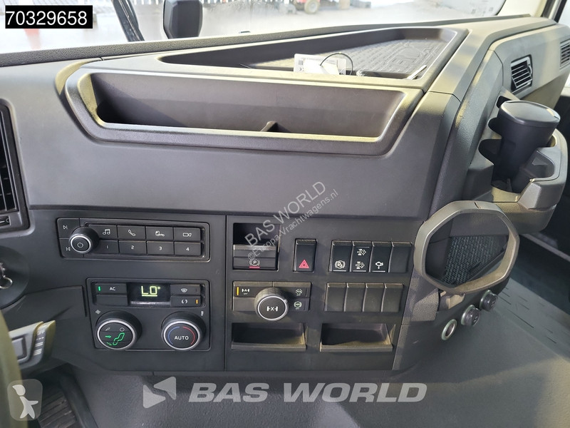شاحنة Volvo 460 8X4 Full Steel Big-Axle 20m3...